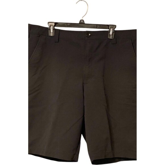 Under Armour Black Golf Shorts Men's Size 40 Flat Front Summer Beach Fun 40x11 - Picture 1 of 5